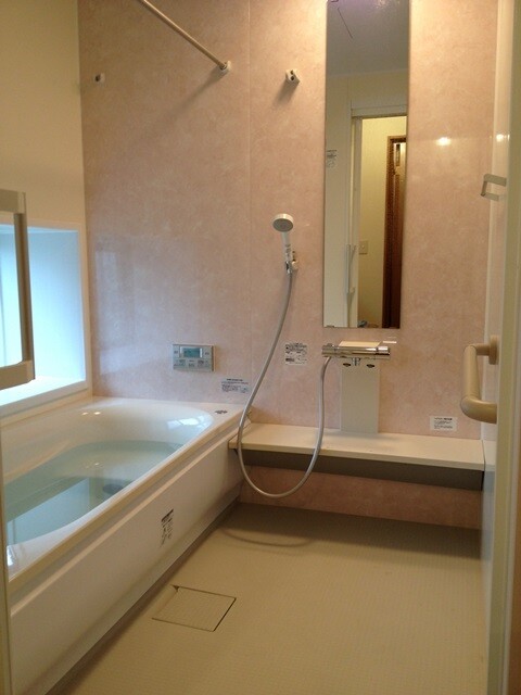 和歌山市Y様邸浴室拡張改装工事及びトイレ改装工事