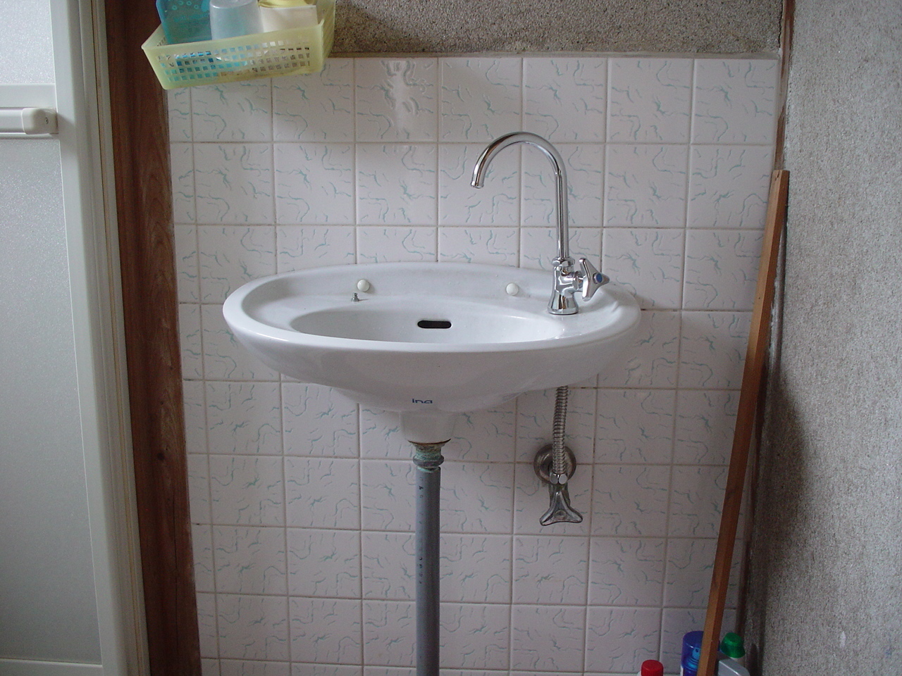 使い勝手を考えた洗面台の水栓取替と高齢者の方の住まい改善補助