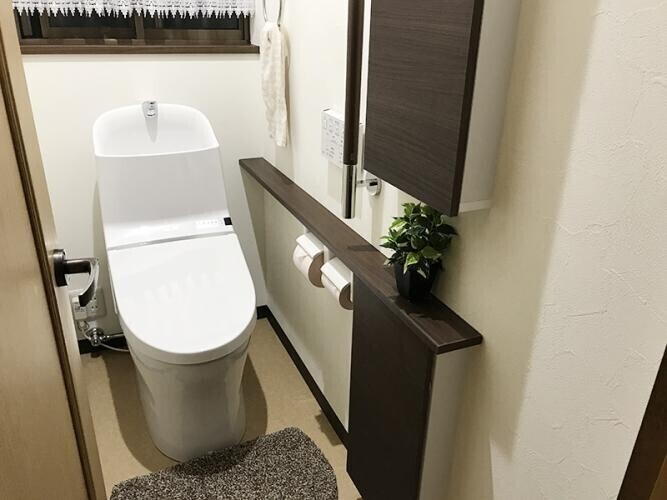 オトナかっこいいトイレへ リフォーム実例 Toto株式会社