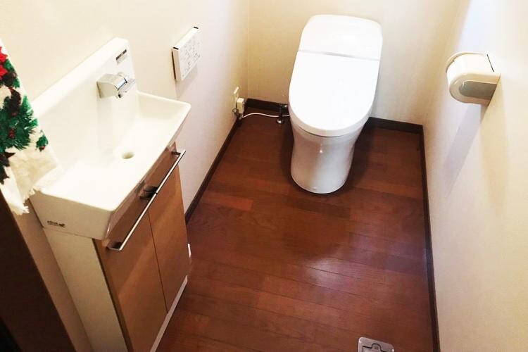 八戸市のトイレリフォーム。ニーズに合わせてトイレ、手洗いをそれぞれご提案