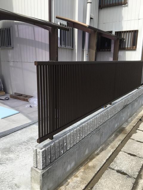 手間いらずの塀 有 ヨシュア リフォーム実例 費用 Toto