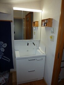 府中市i様邸洗面化粧台サクア交換施工事例 有 浅見商店 リフォーム実例 費用 Toto