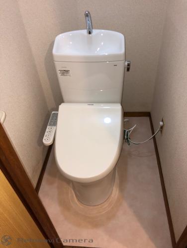 【保土ヶ谷区マンション】古いトイレも床ごとリフォーム！