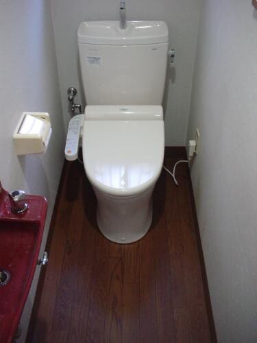 明石市　U様邸トイレの内装工事を含めたリフォーム工事