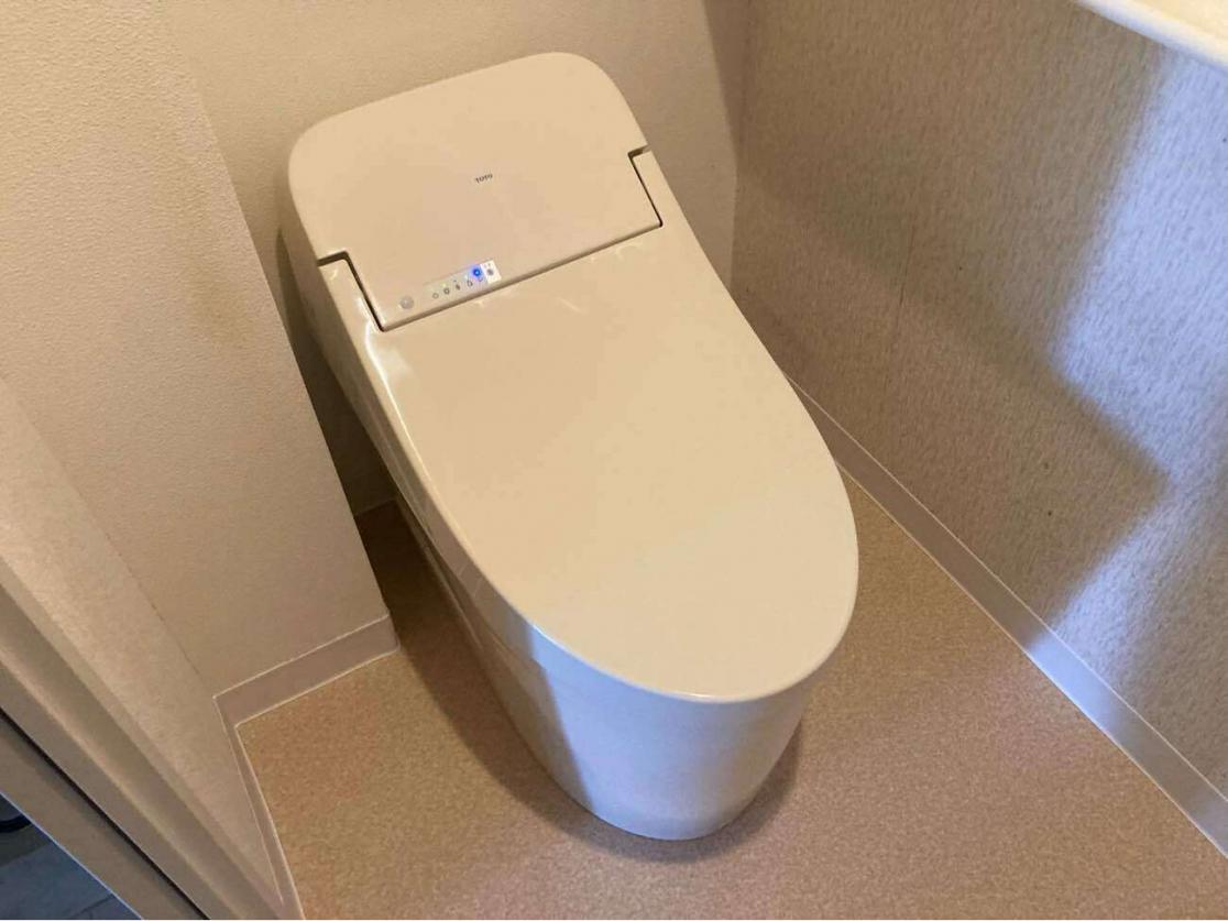 TOTO ウォシュレット一体形トイレ 中古（2014年製TOTO