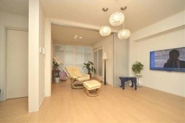 築50年オーバーでもここまで変わる 株 日本美装 リフォーム実例 費用 Toto