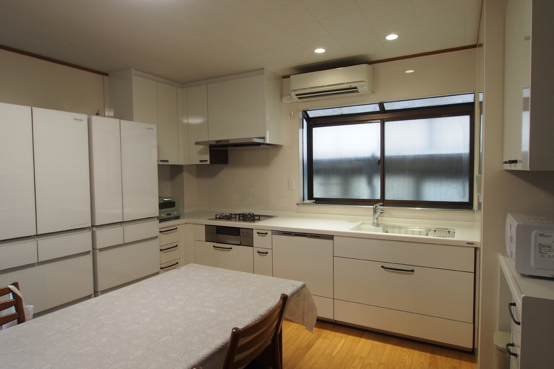 ダイニングキッチンを少し広げて使いやすくしました | リフォーム実例