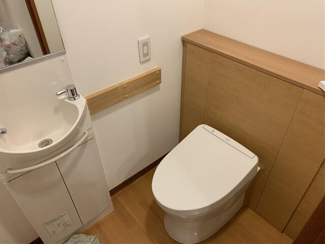 はじめはトイレから 株 北王 リフォーム実例 費用 Toto