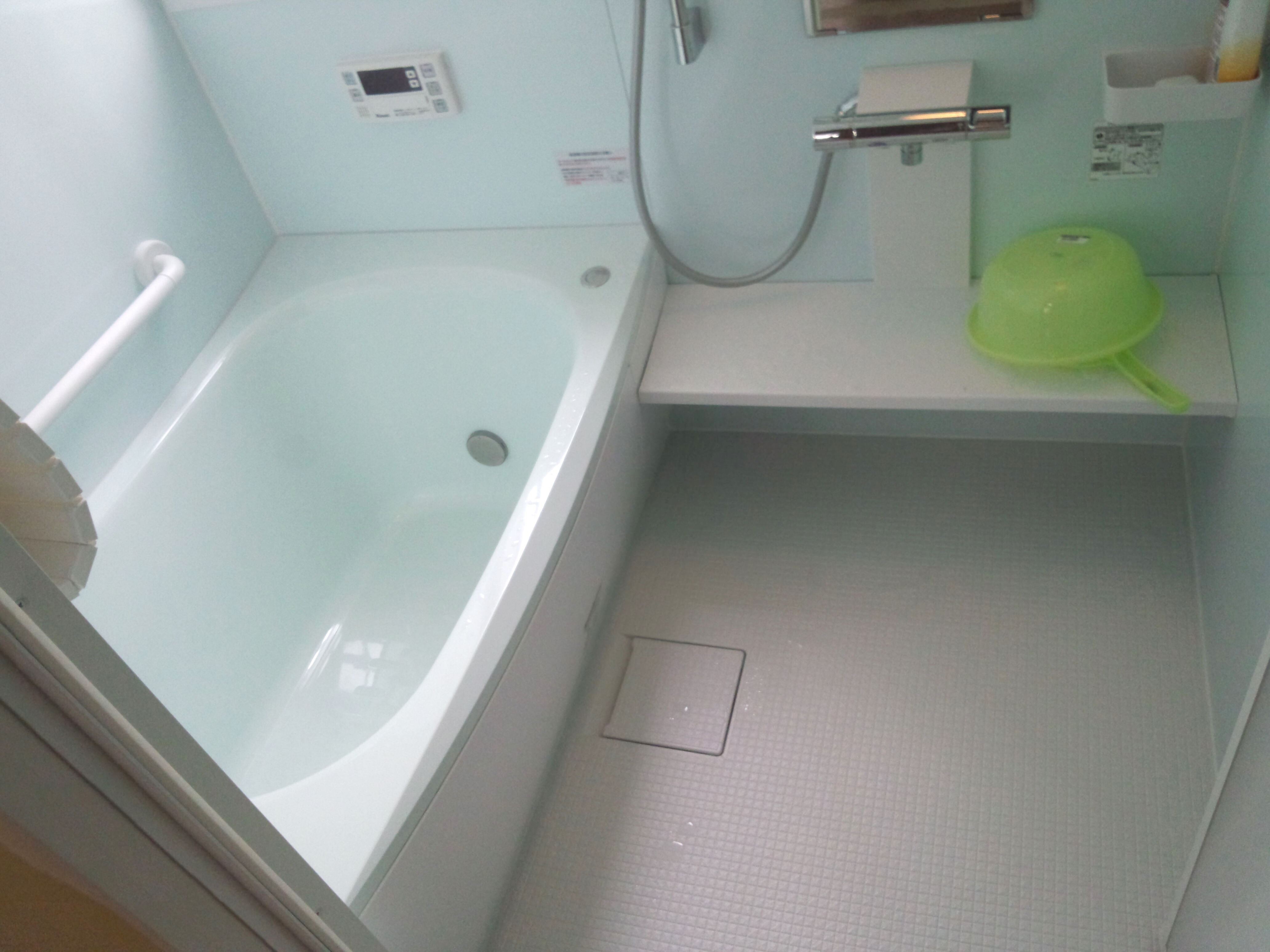 バリアフリーの浴室とキッチンリフレッシュリフォーム