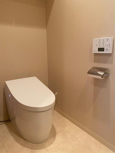 最高級のトイレでテンションマックス 水彩工房 六甲店 播磨設備工業 株 リフォーム実例 費用 Toto