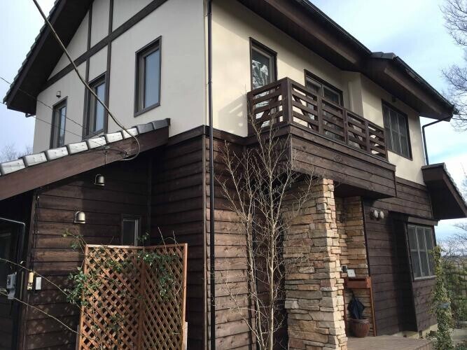 栃木市A様邸外壁塗装、ｻﾝﾙｰﾑ造作、玄関ﾎｰﾙ造作工事