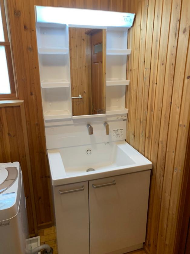 洗面化粧台をTOTOサクアに交換 | リフォーム実例 | TOTO株式会社