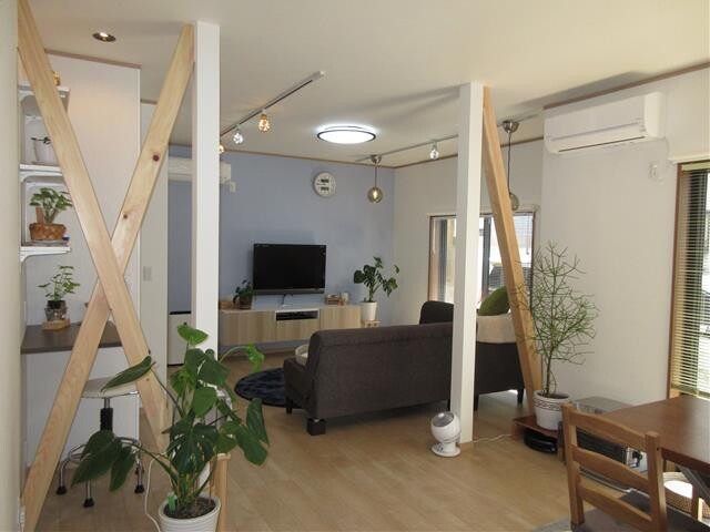 ネコと一緒に快適なリビング生活へ カインドホームズ株式会社 リフォーム実例 費用 Toto