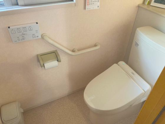 10年使用のトイレを丸ごと交換！横浜市 | リフォーム実例 | TOTO株式会社