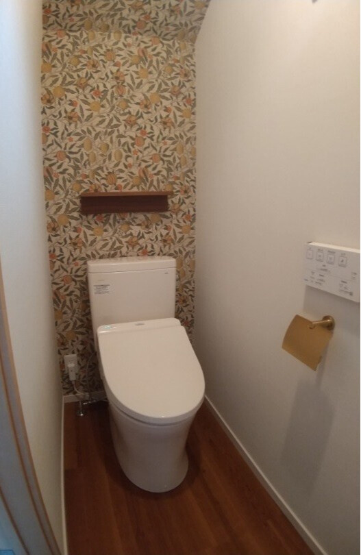 ウィリアムモリスの壁紙とともに・・・ | リフォーム実例 | TOTO株式会社