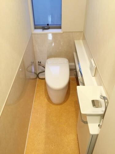 ｎ様邸 ２階トイレ増設工事 大阪ガスサービスショップ アスライフ リフォーム実例 費用 Toto