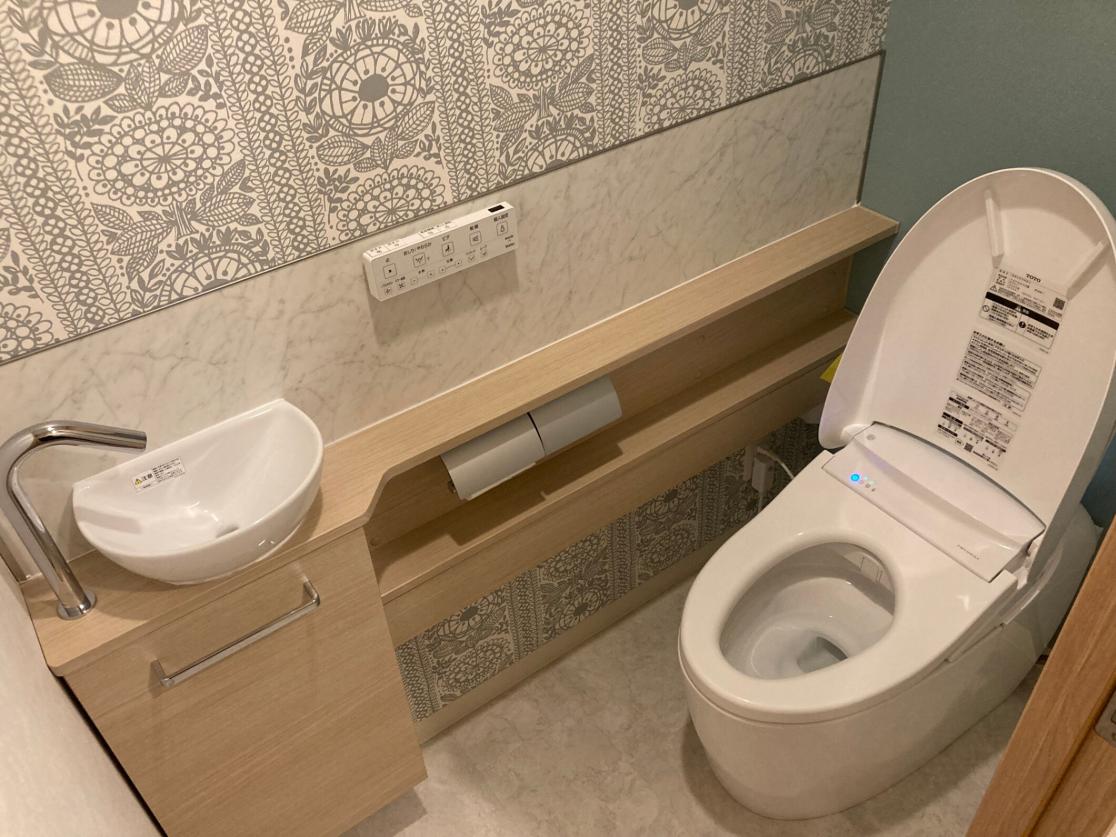 ネオレストワンデーリモデル 自宅のトイレが華やかな空間に 
