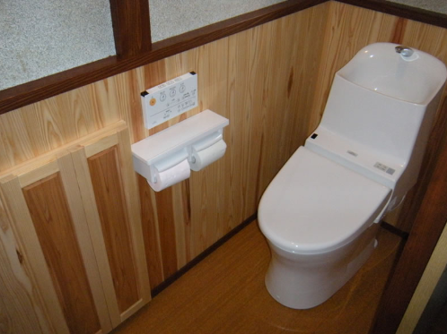 木の香るトイレ空間