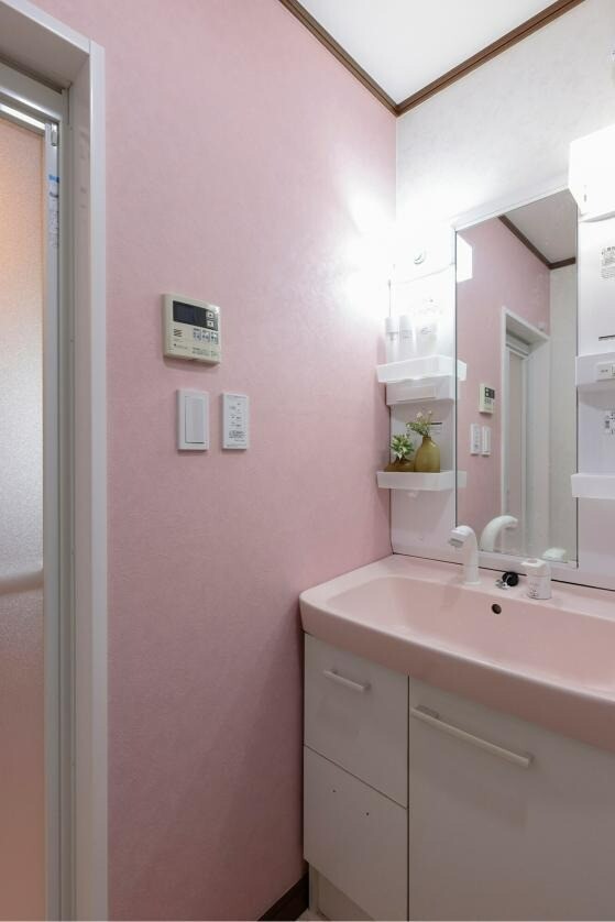 ピンク 台の上の鉢 洗面台 方形 陶磁器 家計 洗面器 トイレ