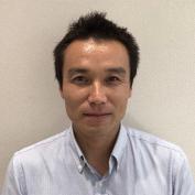 甲府店 店長 福地 昌幸