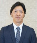 本社店長 営業部長 小林 久祉